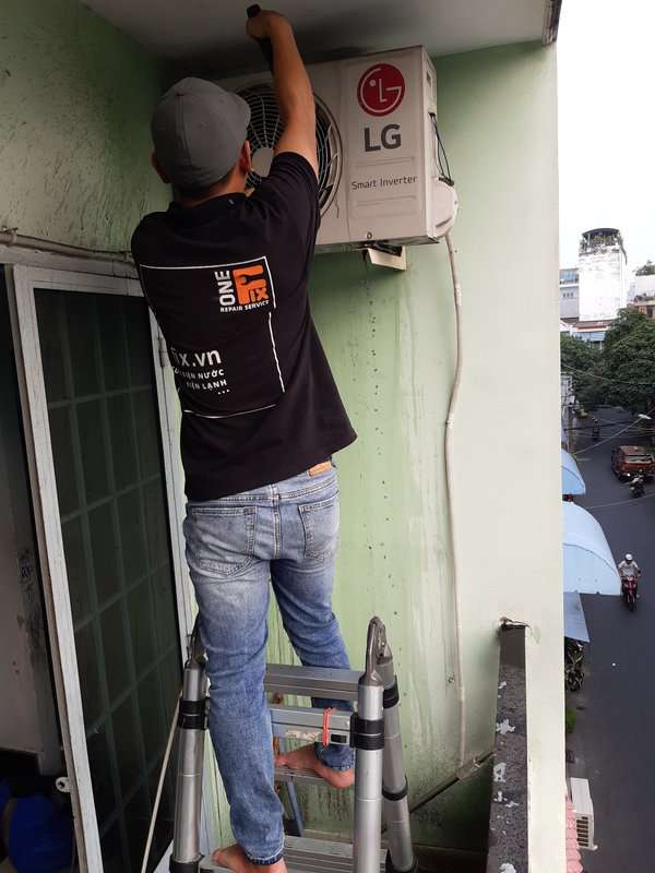 vệ sinh máy lạnh tp hcm