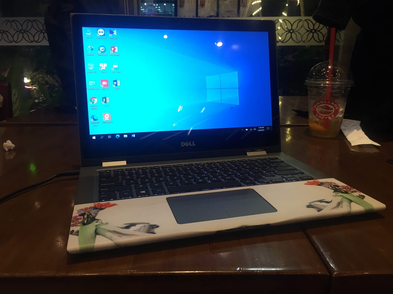 cài win máy mac