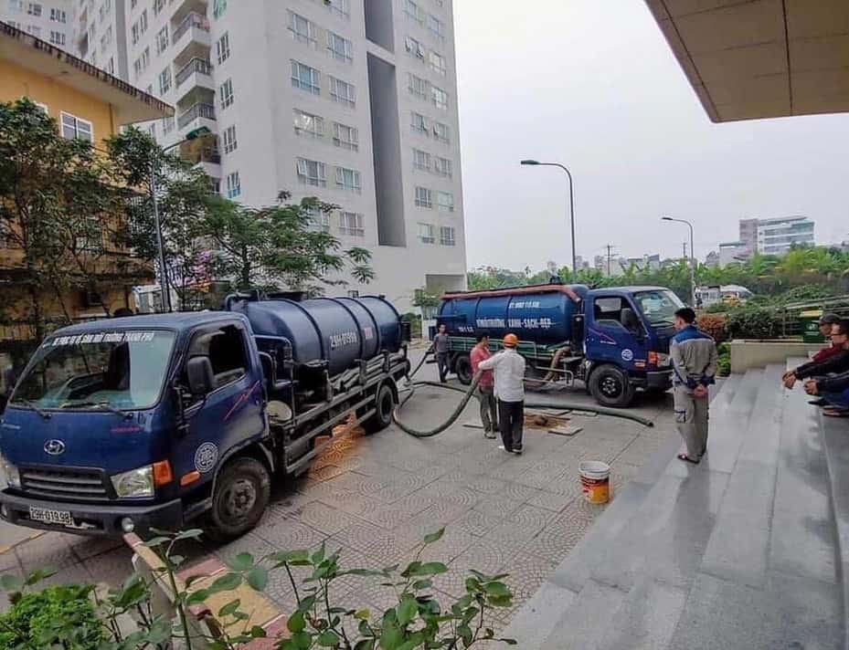 đội ngũ hút bể phốt