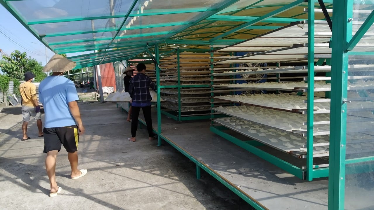 thiết bị sấy năng lượng mặt trời