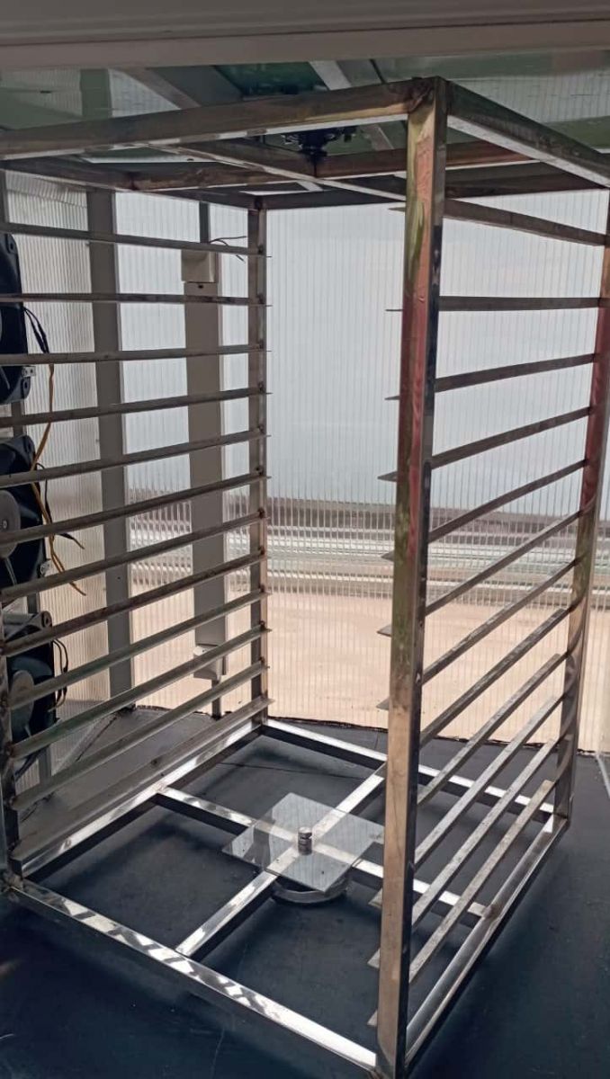 Thiết bị sấy năng lượng mặt trời sấy 600 kg hủ tiếu tươi mỗi mẻ sấy trong thời gian 1.5 giờ đặt tại xã Ngãi Tứ, huyện Tam Bình, tỉnh Vĩnh Long