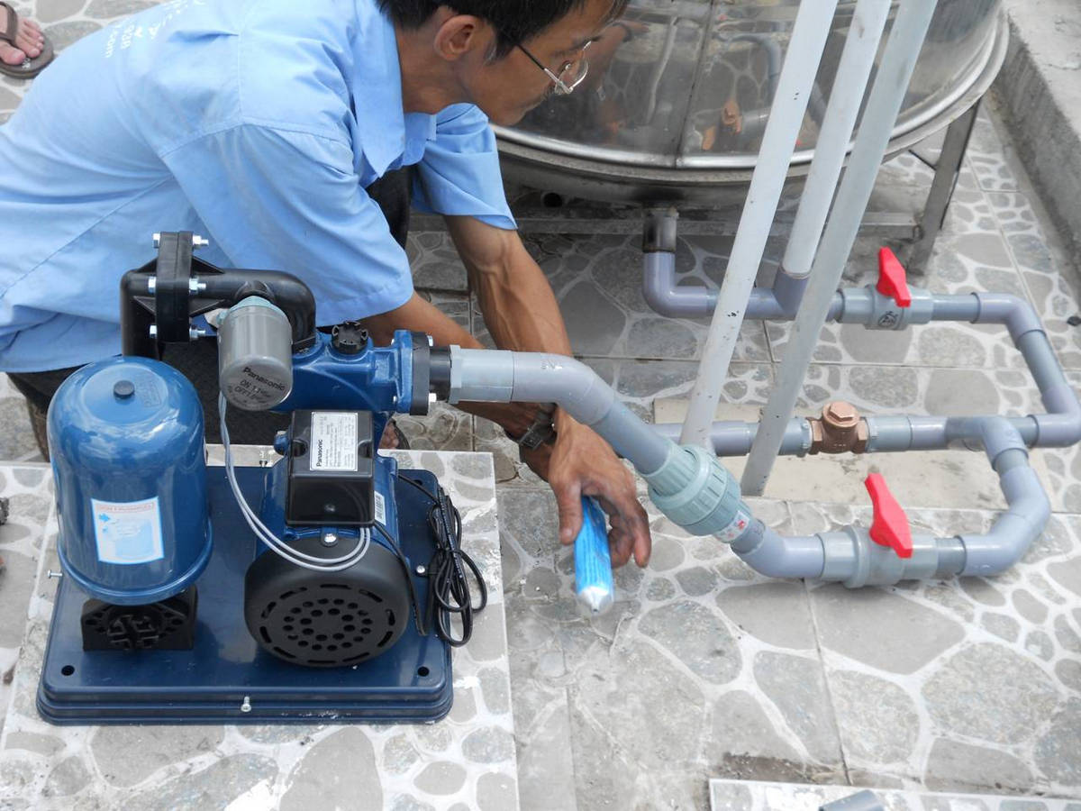 dịch vụ sửa chữa máy bơm nước