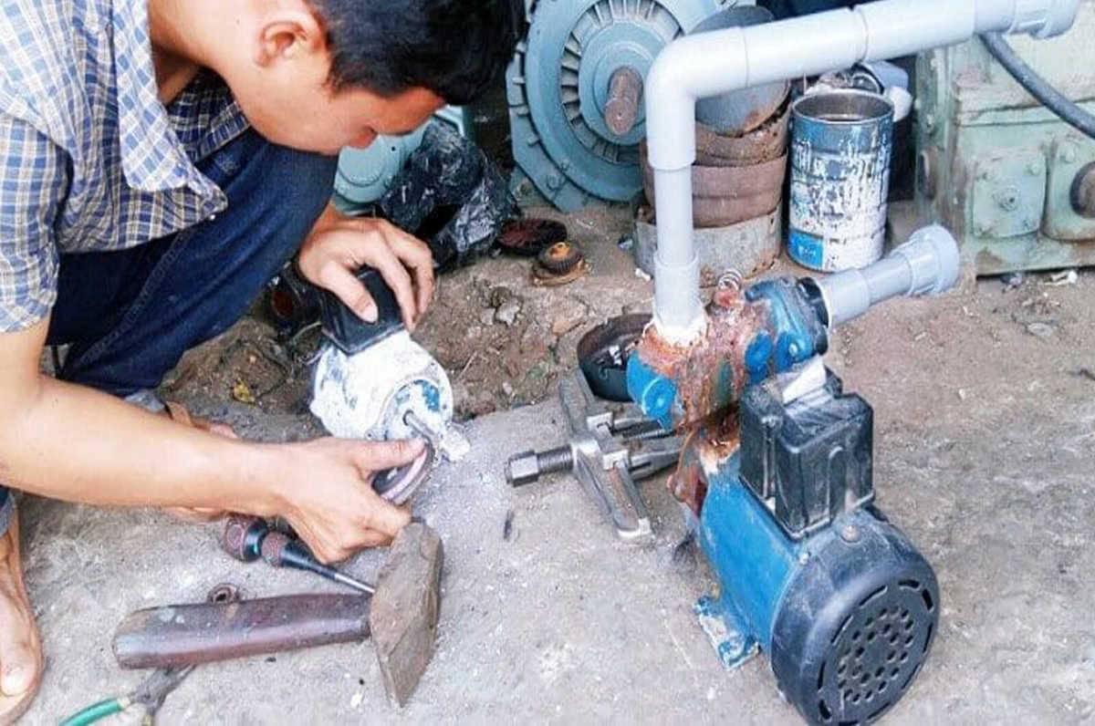 sửa chữa máy bơm nước nhanh