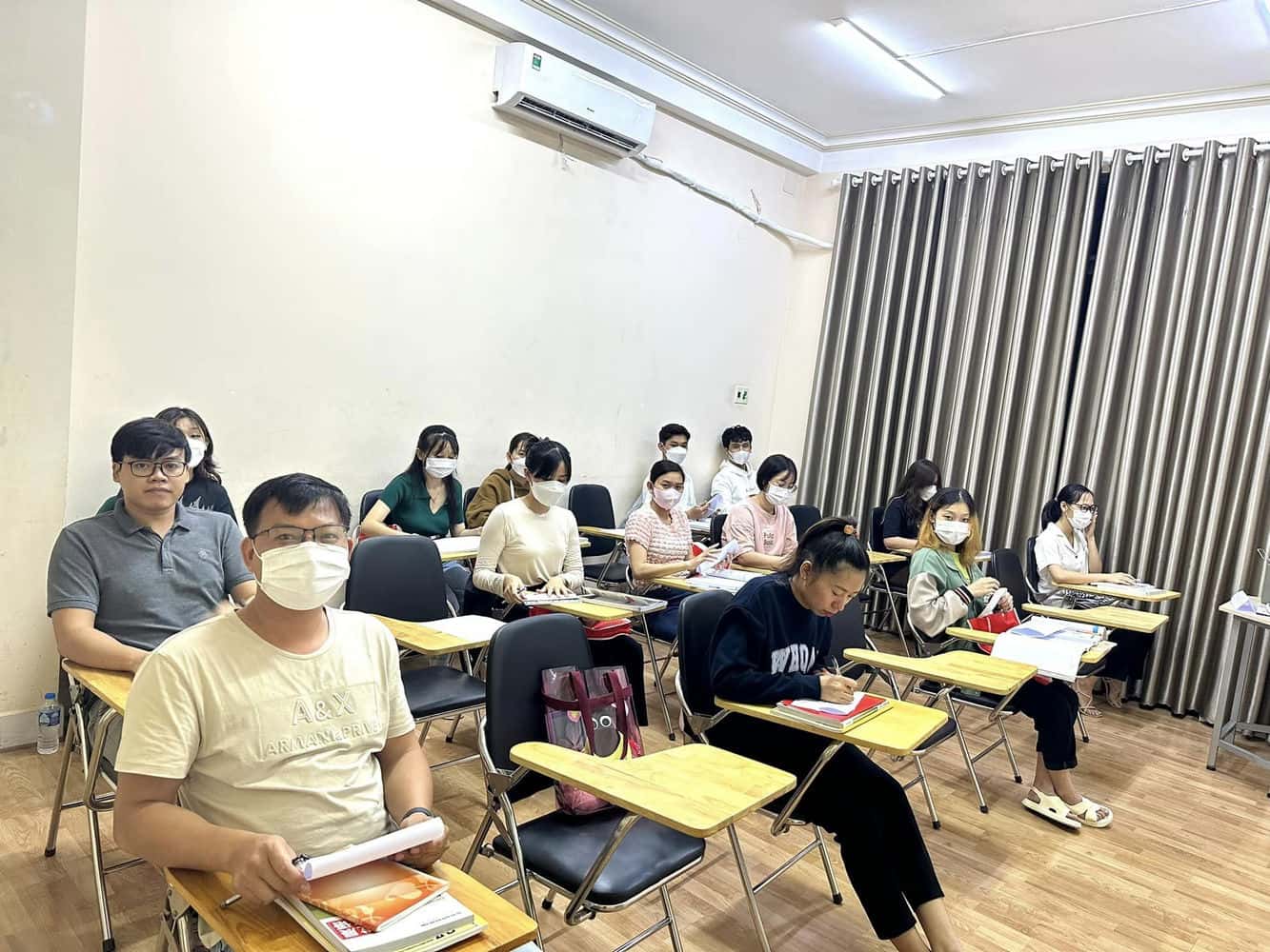 học tiếng Hoa Bình Dương