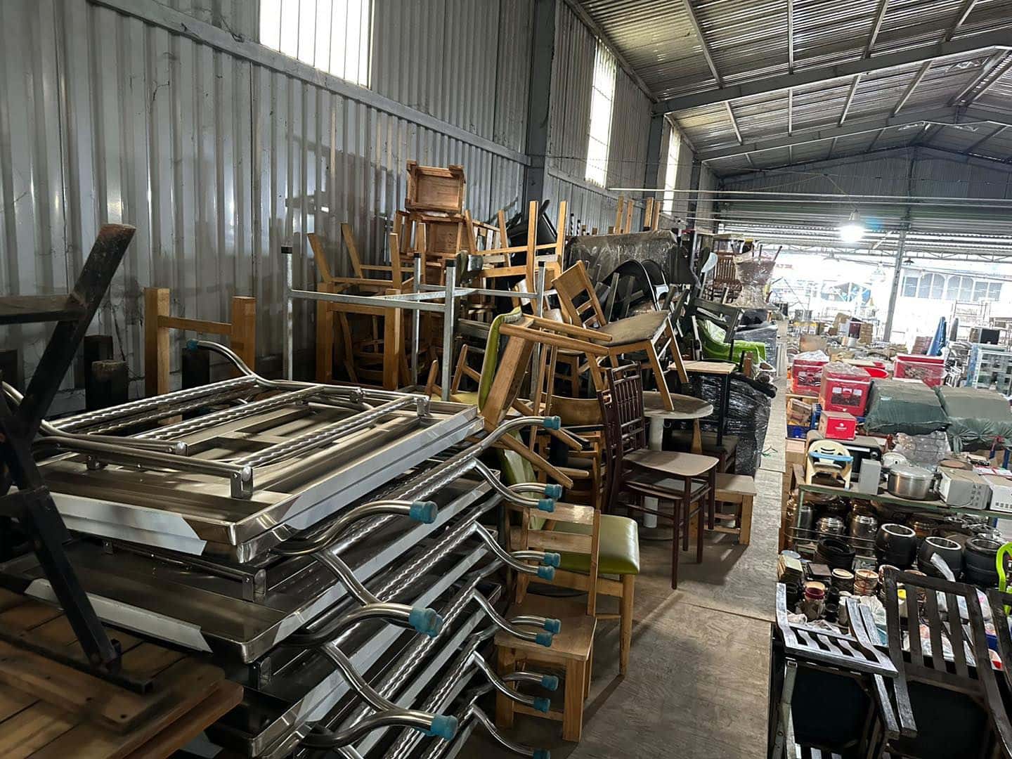 Nhận Thu Mua Đồ Cũ – Thanh Lý Tại TP HCM