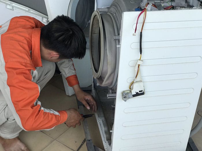 thợ sửa máy giặt tại Tp.HCM