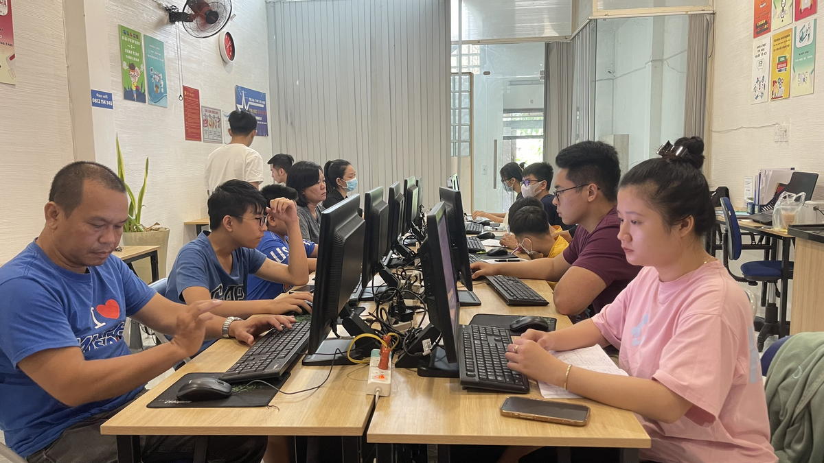 Khóa Học Ứng Dụng AI Trong Giáo Dục